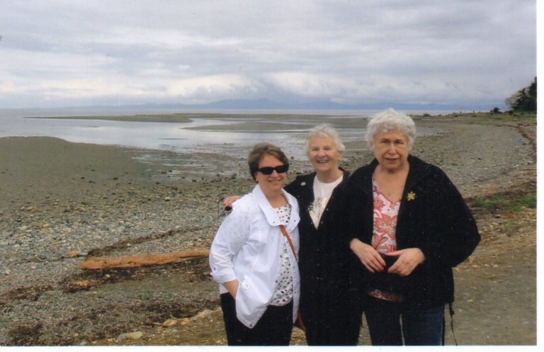 Peggy, Sandy & Louise 2016