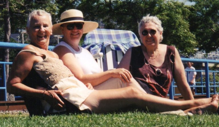 Sandy, Louise and Peggy 2006